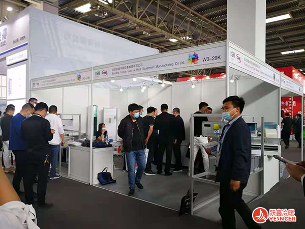 中國供熱展現(xiàn)場，躍鑫展位訪客火爆