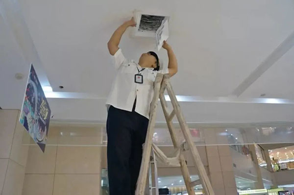 四川省攀枝花市仁和區(qū)衛(wèi)生計生監(jiān)督執(zhí)法大隊開展集中空調(diào)專項檢查